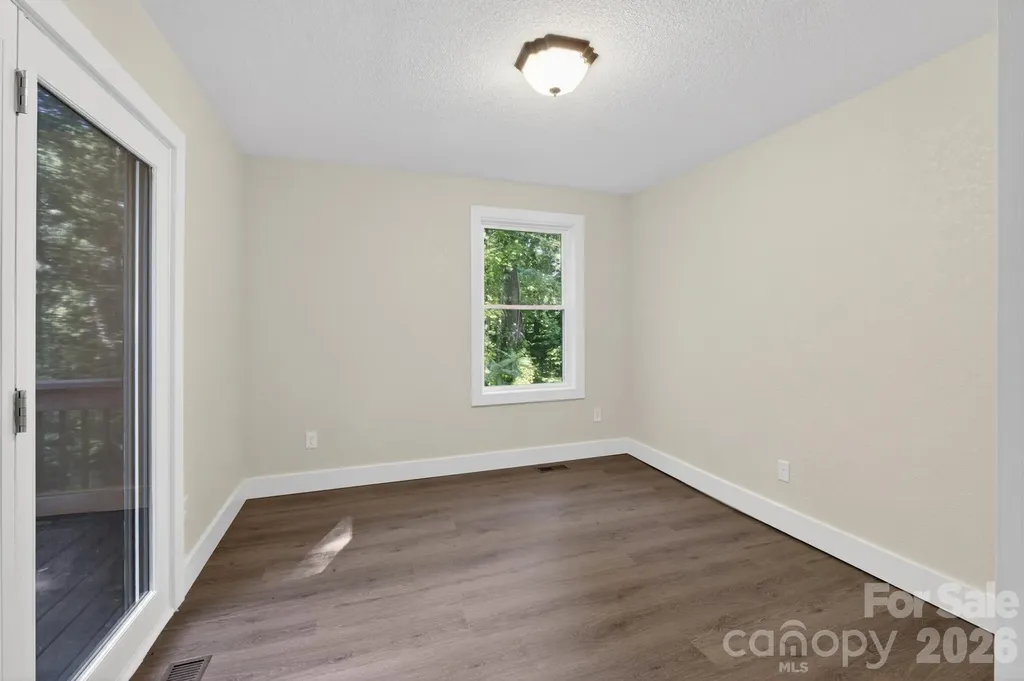 2448 Alfred Hartley Road Lenoir NC 28645