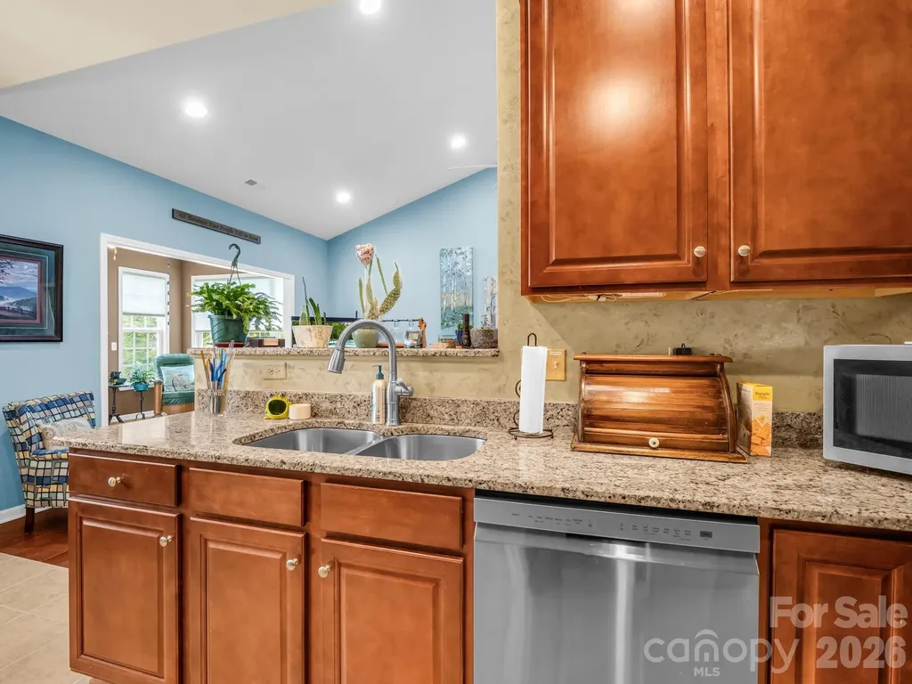 74 Foxtail Court Hendersonville NC 28792