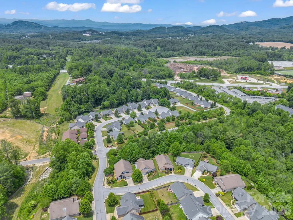 74 Foxtail Court Hendersonville NC 28792
