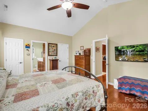 74 Foxtail Court Hendersonville NC 28792