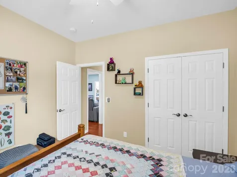 74 Foxtail Court Hendersonville NC 28792