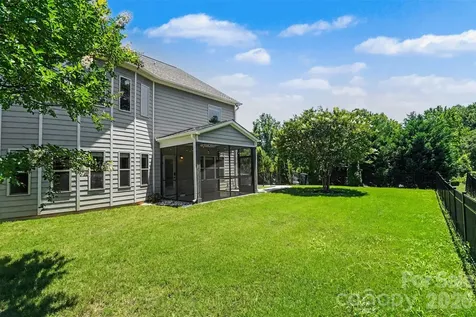 15301 Guthrie Drive Huntersville NC 28078