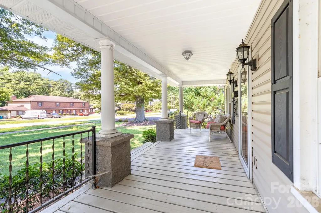 206 Eagle Road Belmont NC 28012