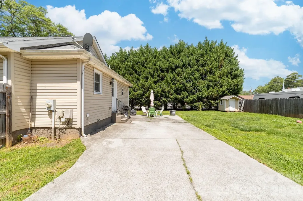 206 Eagle Road Belmont NC 28012