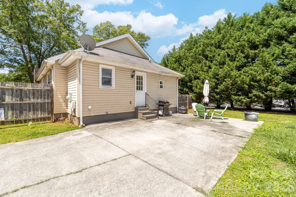206 Eagle Road Belmont NC 28012