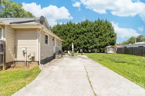 206 Eagle Road Belmont NC 28012