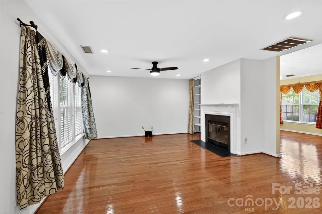 2539 Thornfield Road Charlotte NC 28273
