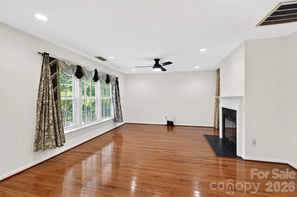 2539 Thornfield Road Charlotte NC 28273