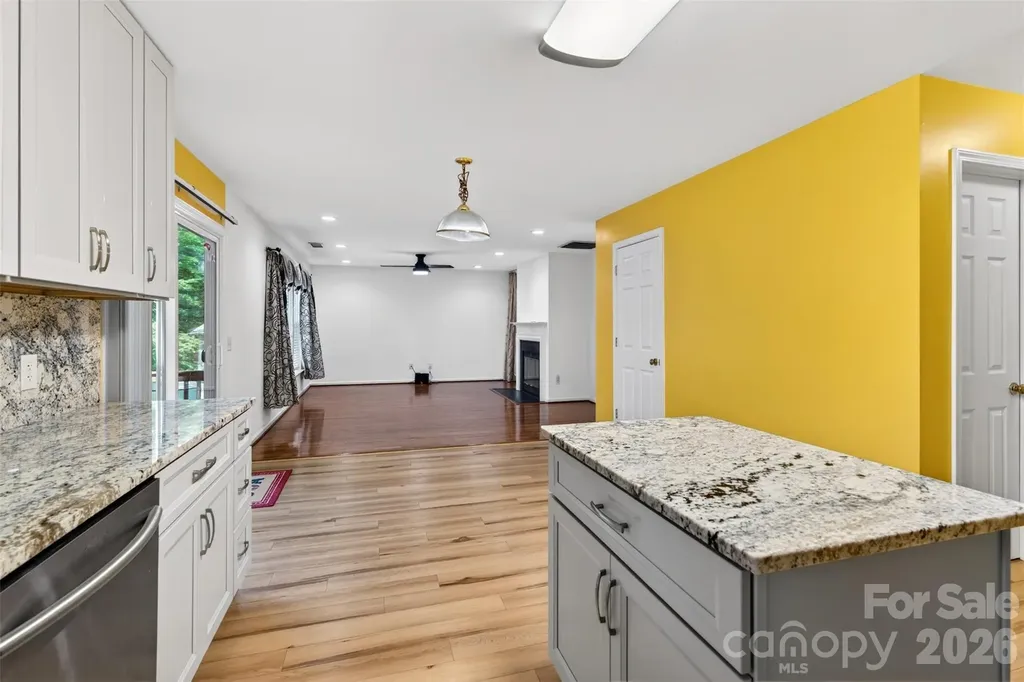 2539 Thornfield Road Charlotte NC 28273