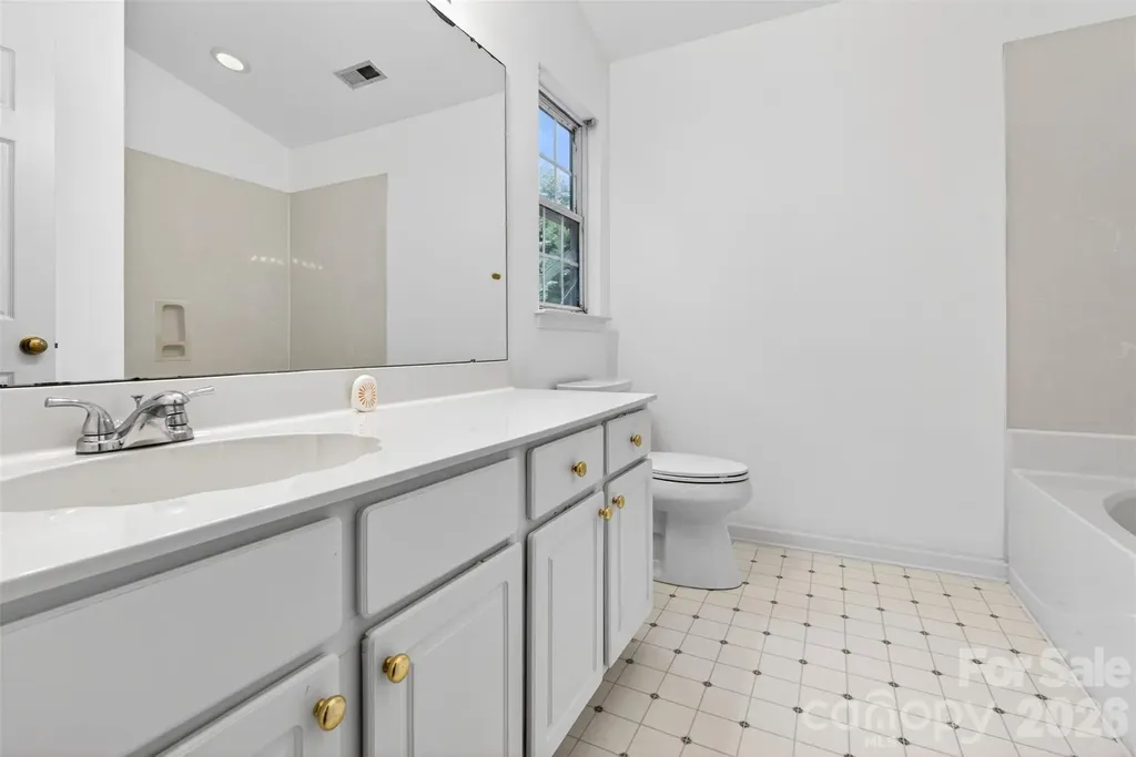 2539 Thornfield Road Charlotte NC 28273