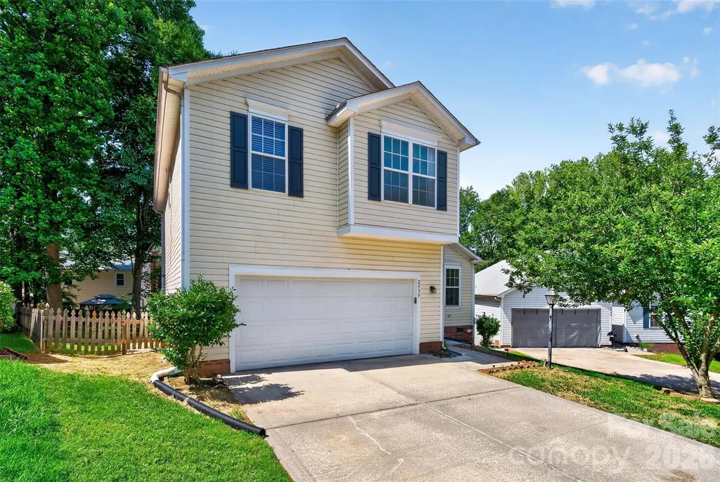 2539 Thornfield Road Charlotte NC 28273