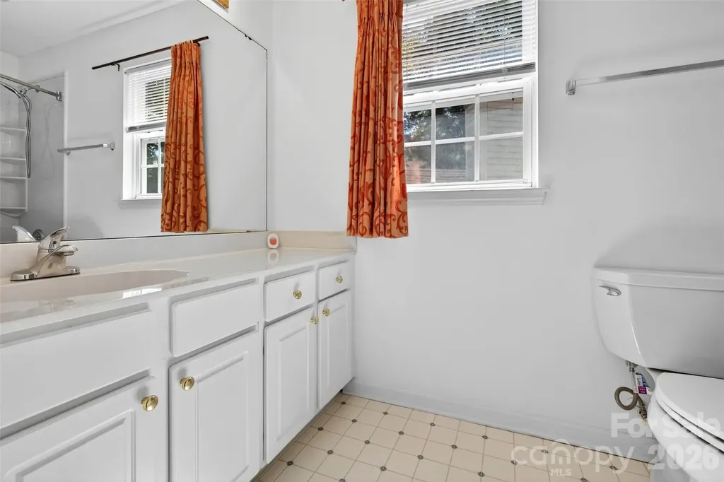 2539 Thornfield Road Charlotte NC 28273