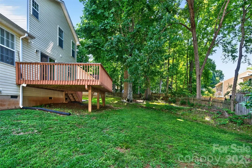 2539 Thornfield Road Charlotte NC 28273