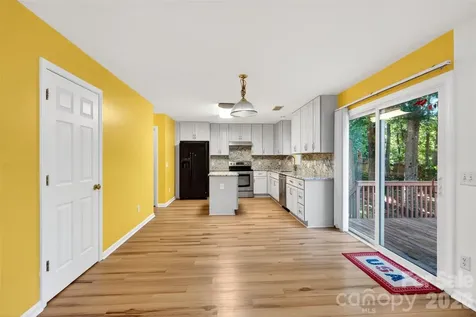 2539 Thornfield Road Charlotte NC 28273