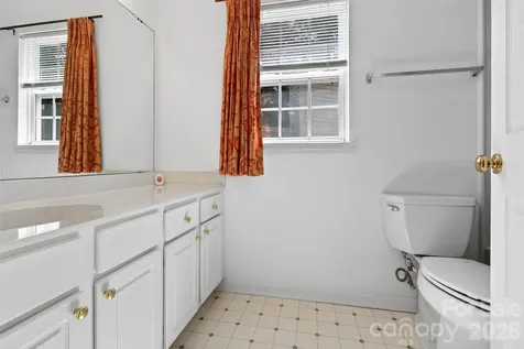 2539 Thornfield Road Charlotte NC 28273