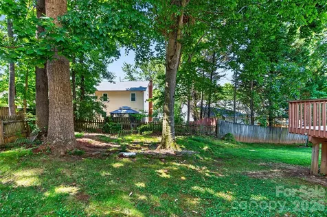2539 Thornfield Road Charlotte NC 28273