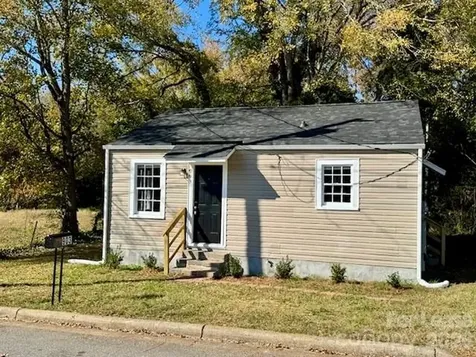 903 Holt Street Lexington NC 27292