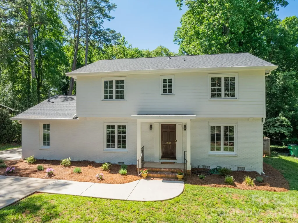 7101 Sherbourne Drive Charlotte NC 28210