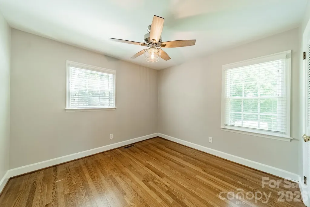 7101 Sherbourne Drive Charlotte NC 28210