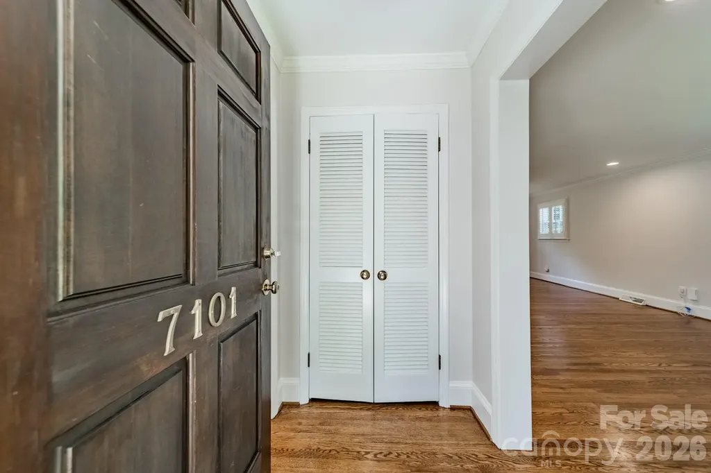 7101 Sherbourne Drive Charlotte NC 28210