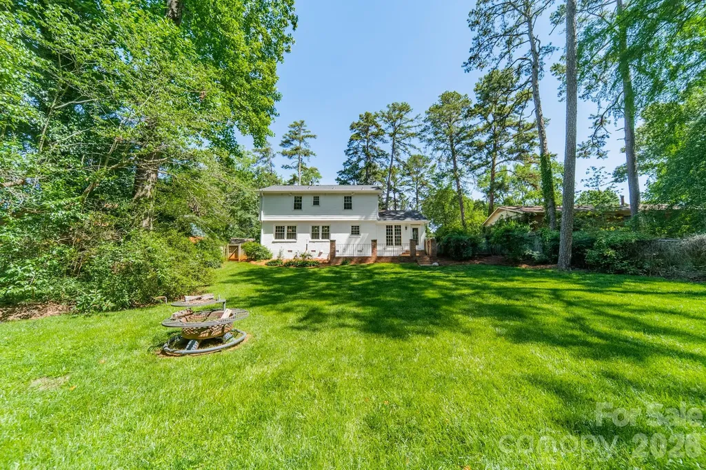 7101 Sherbourne Drive Charlotte NC 28210