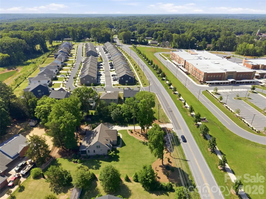1005 S Point Road Belmont NC 28012