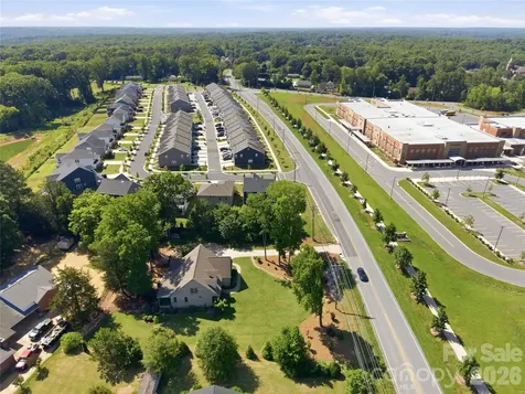 1005 S Point Road Belmont NC 28012