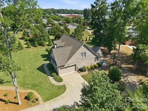 1005 S Point Road Belmont NC 28012