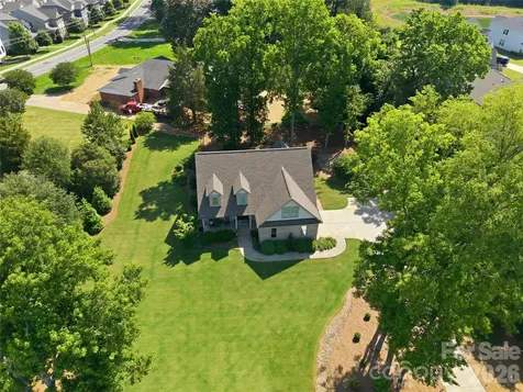 1005 S Point Road Belmont NC 28012