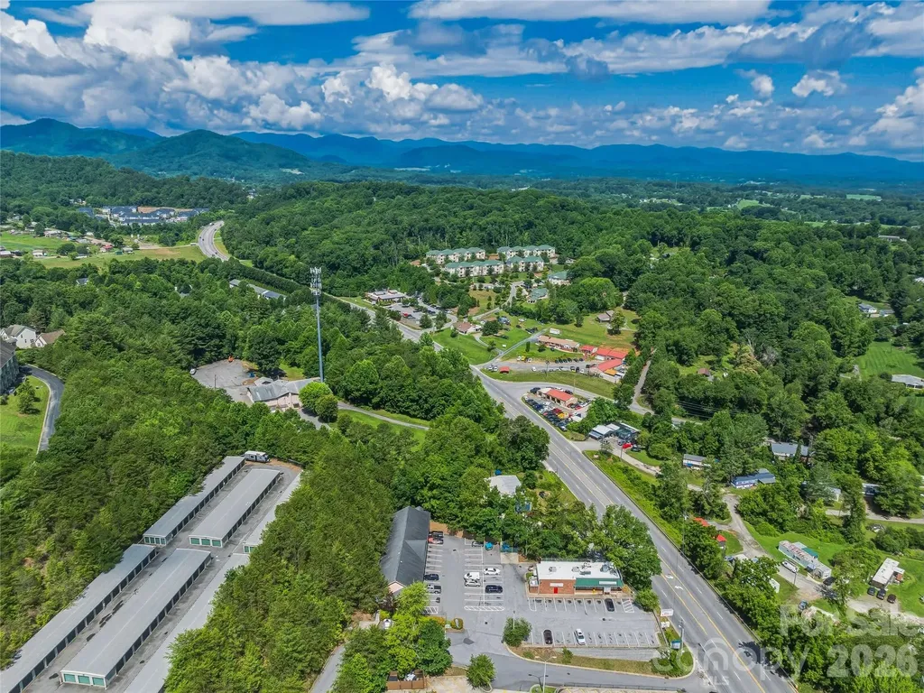 9 Fallen Spruce Drive Asheville NC 28806