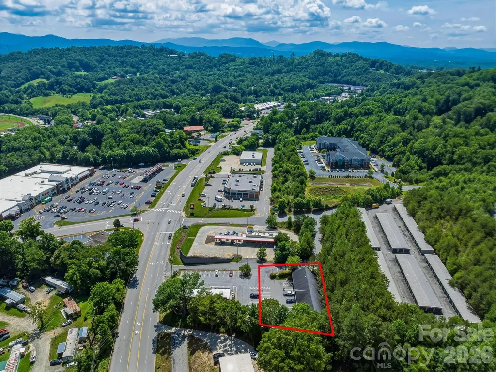 9 Fallen Spruce Drive Asheville NC 28806