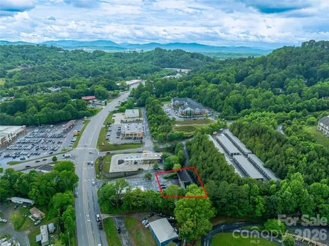 9 Fallen Spruce Drive Asheville NC 28806