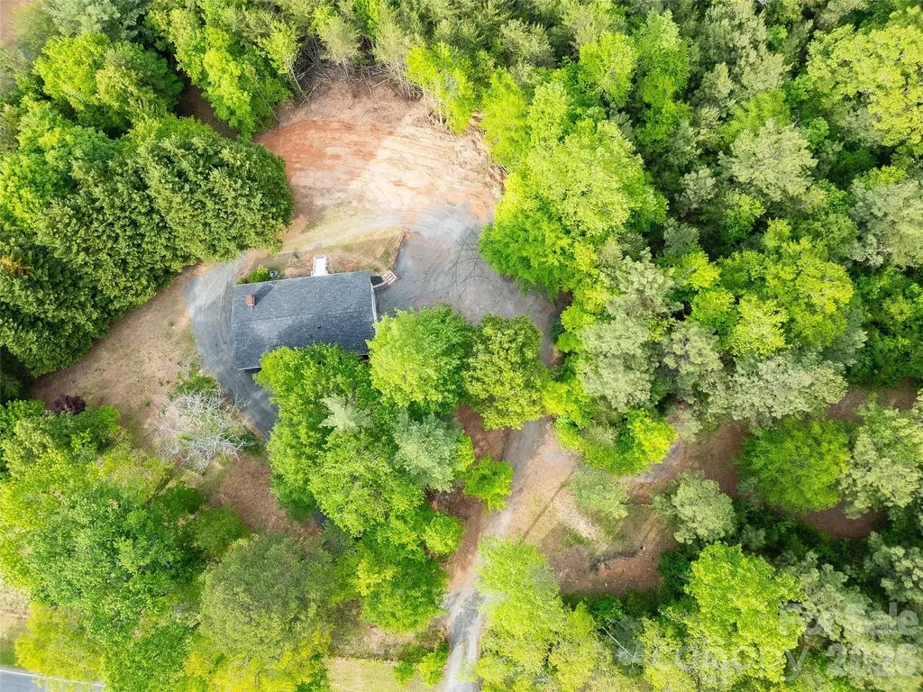 1335 Little Mountain Road Columbus NC 28722