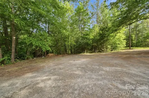 1335 Little Mountain Road Columbus NC 28722