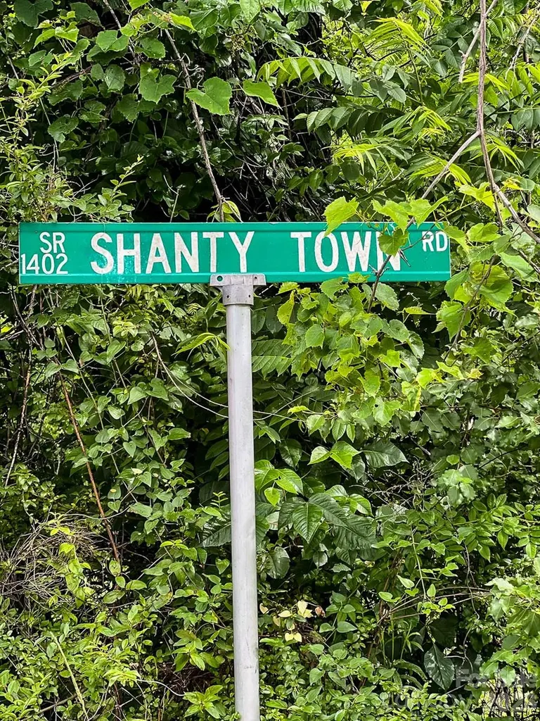 83 Shanty Town Road Old Fort NC 28762