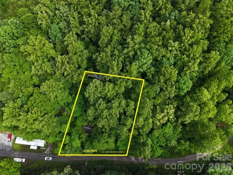 83 Shanty Town Road Old Fort NC 28762