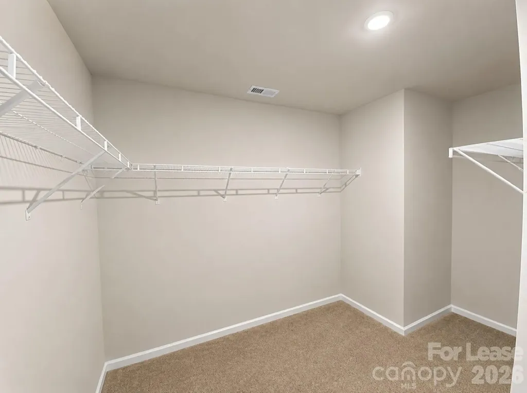 5044 Wolfridge Avenue Charlotte NC 28214