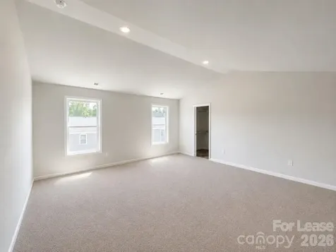 5044 Wolfridge Avenue Charlotte NC 28214