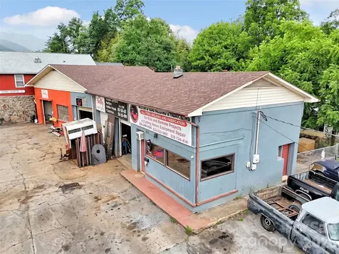 1604 South Main Street Waynesville NC 28786