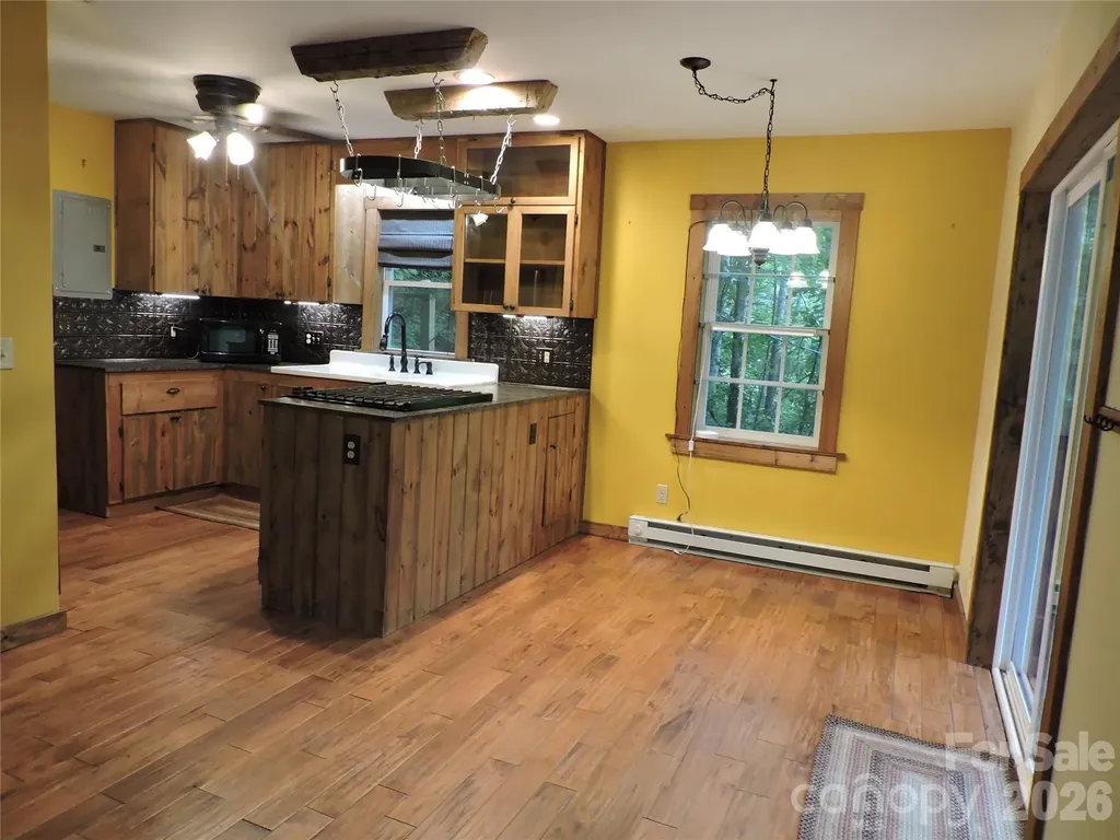 963 Melton Branch Road Bakersville NC 28705