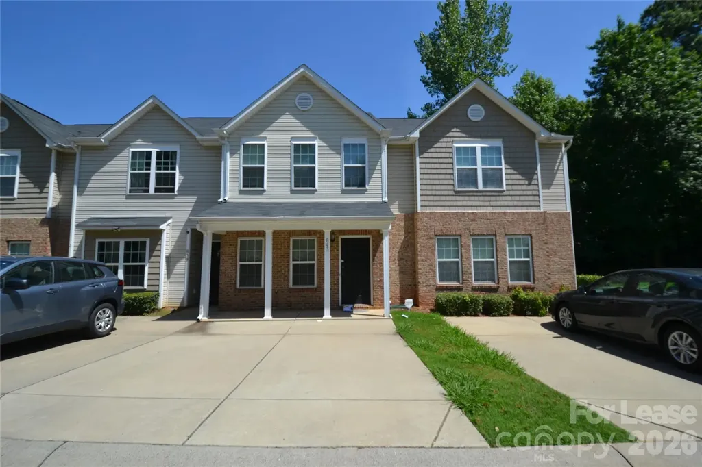 843 Plaza Walk Drive Charlotte NC 28215