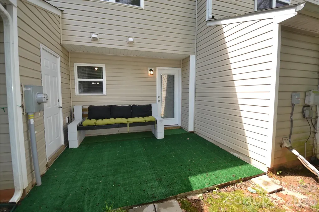 843 Plaza Walk Drive Charlotte NC 28215