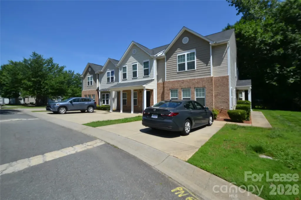 843 Plaza Walk Drive Charlotte NC 28215