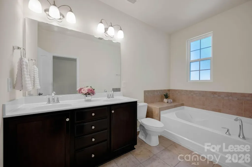18448 West Catawba Avenue Cornelius NC 28031