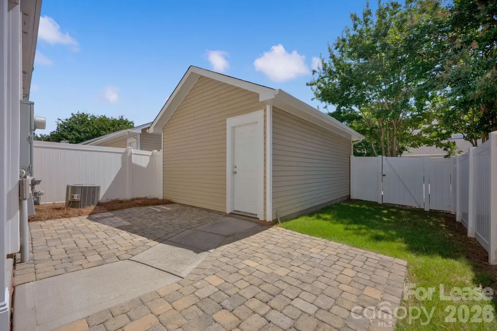 18448 West Catawba Avenue Cornelius NC 28031