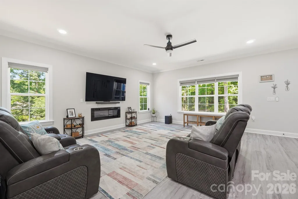413 Lakewood Drive Lexington NC 27292