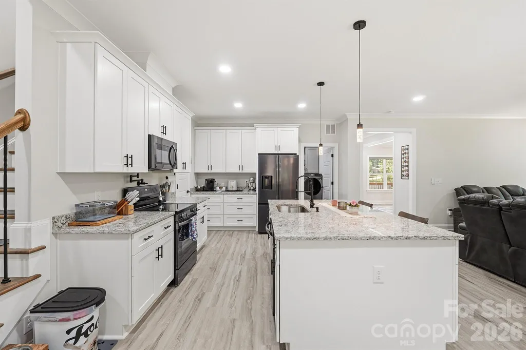 413 Lakewood Drive Lexington NC 27292