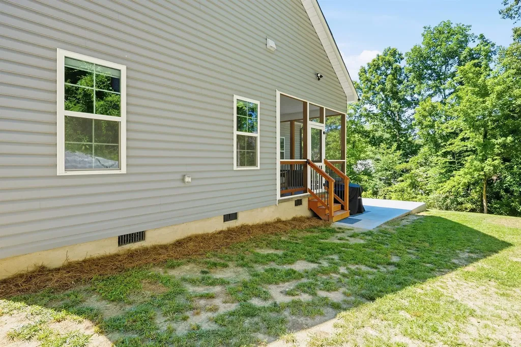 413 Lakewood Drive Lexington NC 27292