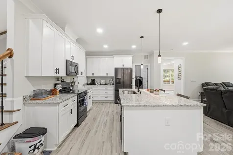 413 Lakewood Drive Lexington NC 27292
