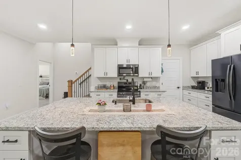 413 Lakewood Drive Lexington NC 27292